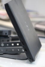 DELL LATITUDE 7490 | Intel Core i7 8th Gen | 16GB RAM | 512GB NVMe SSD | 14" Display | Refurbished Laptop - Image 4